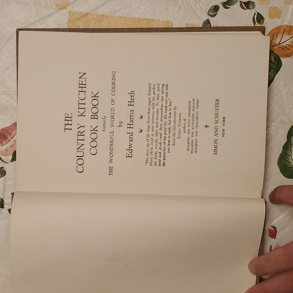 π³ The Country Kitchen Cook Book 1968 π π©π»βπ³ - Picture 12 of 17